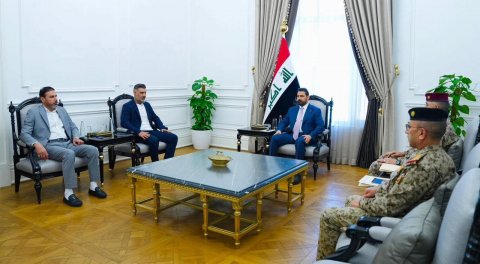 الزيدي يبحث مع وفدالتيار الوطني الشيعي تنفيذ مبادرة الصدر بانضمام سرايا السلام إلى القوات الأمنية