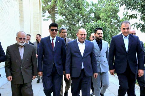 البصرة واصفهان الايرانية تبحثان التعاون المشترك بين المحافظتين