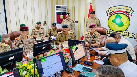 قائد عمليات ميسان يعقد مؤتمراً أمنياً موسعاً لمتابعة تنفيذ الخطة الأمنية الخاصة بالزيارة الأربعينية المليونية