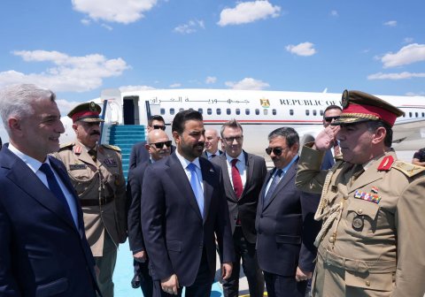 الزيدي  يصل الى العاصمة التركية أنقرة