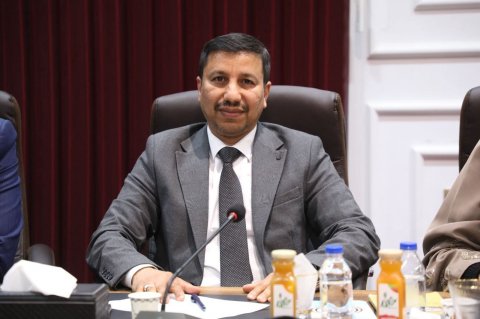 مجلس البصرة :\"  بوادر انتعاش مرتقبة للاقتصاد العراقي وتقليل الارتباط بالدولار خطوة متوقعة نحو استقرار الدينار