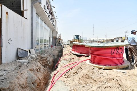 فرع توزيع كهرباء النجف  يعزّز شبكة توزيع الطاقة الكهربائية باستحداث مغذيات رئيسية  لفك الاختناقات