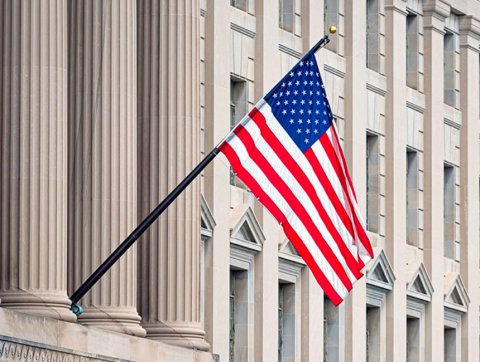 الخارجية الأميركية: إرسال الدولار إلى العراق كان متوقفاً بشكل مؤقت