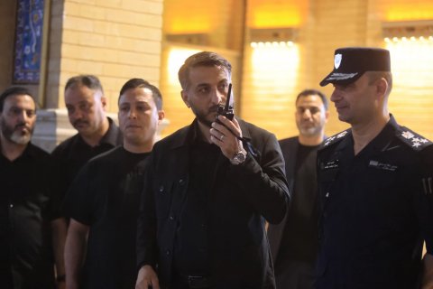 بالصور ….محافظ النجف يتفقد المواكب الحسينية ويؤكد توفير الأجواء الآمنة للمعزين
