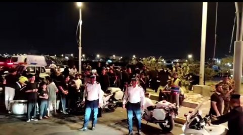 آلاف البصريين يحيون ذكرى وفاة الرسول (ص) سيراً على الأقدام إلى جامع خطوة الإمام علي (ع)