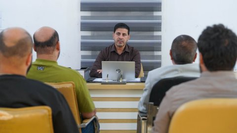 جامعة جابر بن حيان تقيم ورشة عن دور الإعلام في تعزيز ثقافة النزاهة والشفافية لدى الموظفين