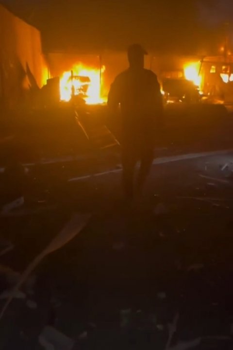الحصيلة الأولية : مقتل شخصين جراء هجوم صاروخي أمريكي استهدف معبر الشلامجة الحدودي بين إيران والعراق