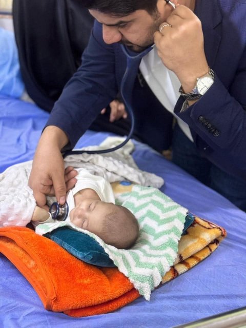 فريق طبي في مستشفى الزبير العام بالبصرة ينقذ رضيعاً من الموت إثر تسمم حاد