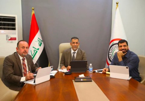 اللجنة المكلفة من اتحاد الكرة تجتمع بآرنولد لتجديد عقده مدرباً لمنتخبنا الوطني