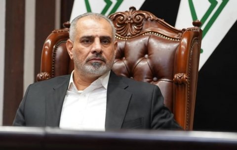 فيحان يوجِّهُ باستضافةِ هيئة استثمارِ البصرةِ والهيئات الاستثمارية في المحافظات
