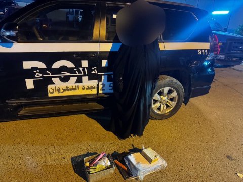 شرطة الرصافة تلقي القبض على متهمة بأعمال السحر والشعوذة
