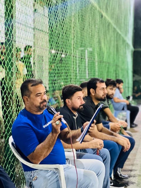 ابو عراق .. موهبة التعليق تتشكل في الملاعب الشعبية وتطمح للاحتراف