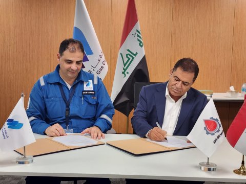 شركة غاز البصرة توقّع عقد استثمار الغاز واطئ الضغط في حقل غرب القرنة١