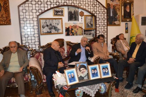 مجلس الدكتور عبدالرزاق محيي الدين في بغداد  يضيف جلسة حوارية بشأن التطورات العسكرية  والمستجدات في المنطقة  والتصعيد ضد ايران