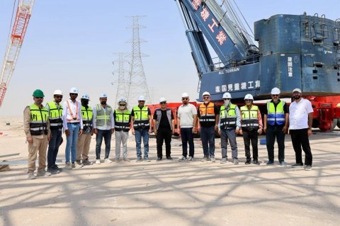 نقل الطاقة الكهربائية الجنوبية تبحث مع الشركة الهندية مراحل انجاز مشروع خط الربط الكهربائي الخليجي