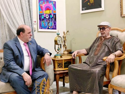 نقيب الفنانين العراقيين يزور الفنان حسين نعمة للاطمئنان على صحته