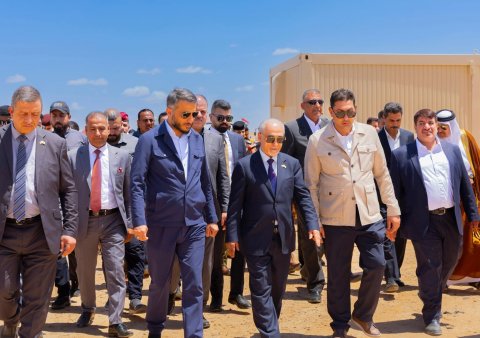 وزارة النفط : الاستكشافات النفطية تحتفل بإنجاز مشروع “قرنين ثنائي الأبعاد” في النجف الأشرف