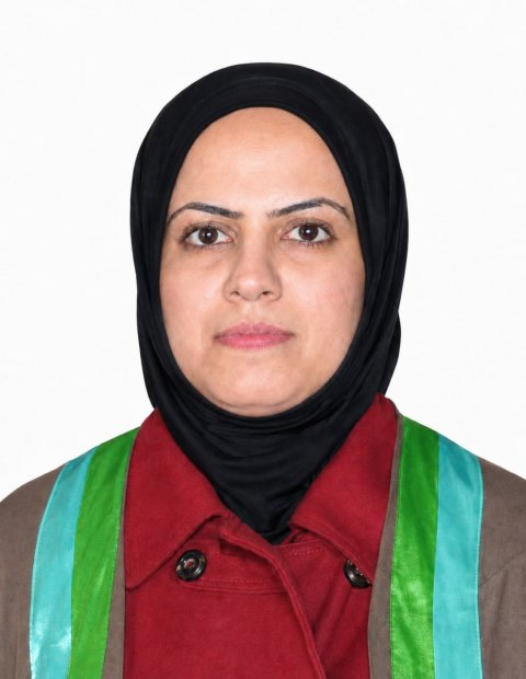 تدريسية في جامعة الكوفة تنشر بحثًا عن توظيف الذكاء الاصطناعي في تطوير أنظمة النقل