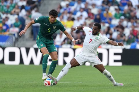 بوليفيا تفوز على  سورينام  وتواجه العراق في نهائي الملحق العالمي المؤهل لـ كأس العالم