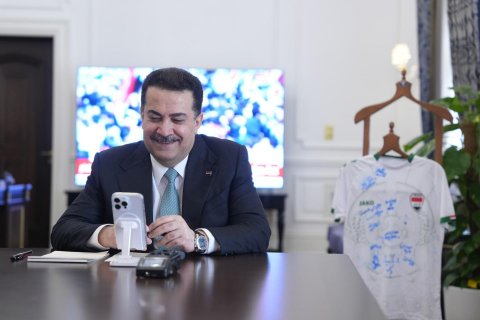 رئيس الوزراء: ننتظر عودة بعثة المنتخب الى بغداد لتكريمهم بمكافأة مميزة