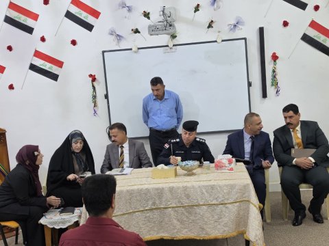 قيادة  شرطة النجف تناقش "  مخاطر الابتزاز الإلكتروني والشائعات وآثارهما على الفرد والمجتمع  وسبل الوقاية والتعامل السليم معها "