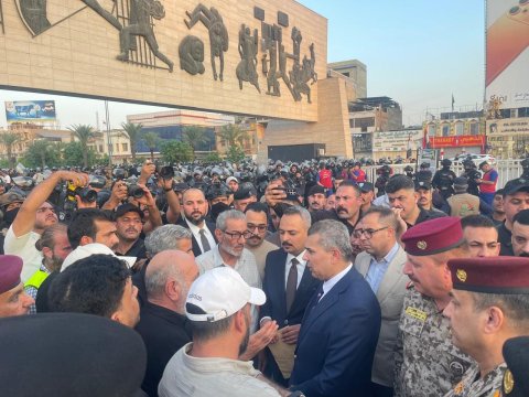 الزيدي يقدم شكره للمتظاهرين السلميين ويؤكد مطالبهم وصلت اليه 