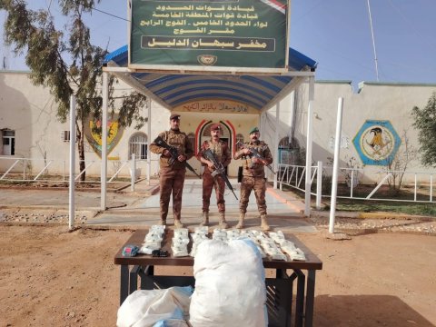 احباط محاولتي تهريب مخدرات عبر بالونات هوائية على الشريط الحدودي العراقي السوري