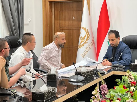 التعارضات النفطية في صدارة مباحثات حكومة البصرة والشركة الصينية بشأن طريق شمال المحافظة 