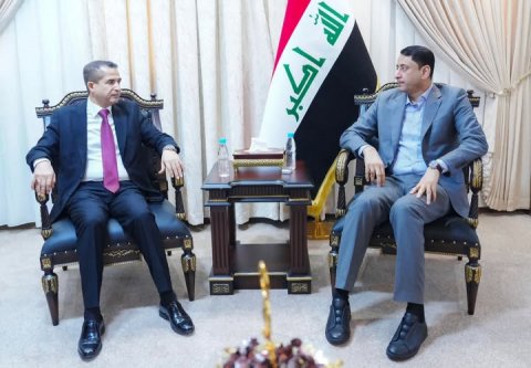 محافظ ذي قار يبحث مع الأمين العام تسريع تنفيذ المشاريع ويؤكد على المضي بمشروع مدخل الناصرية (طريق المنصورية)