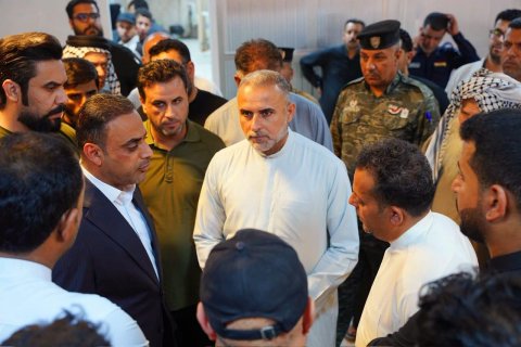 نائب محافظ البصرة يصل قضاء الصادق لمتابعة حادث وفاة ثلاثة عمال في مشروع شبكة المياه الثقيلة