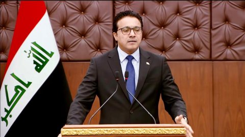 العبودي: شحنة جديدة من الدولار النقدي ستصل إلى العراق خلال الأيام المقبلة