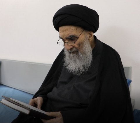 احدث صورة للمرجع الديني الاعلى السيد علي السيستاني
