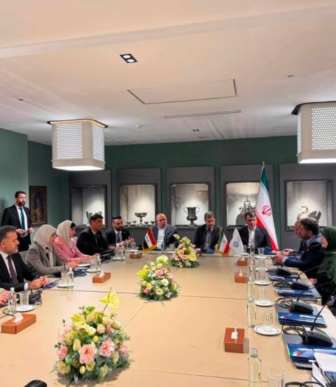 البصرة واصفهان الايرانية تبحثان التعاون المشترك بين المحافظتين