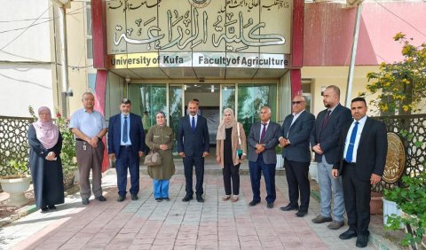 جامعة الكوفة تستقبل لجنة وزارية للاطلاع على استعدادات استحداث قسم الزراعة الذكية