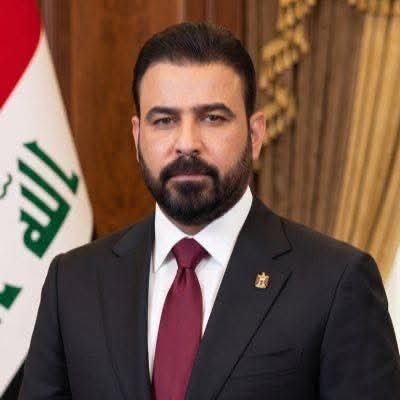 رئيس مجلس الوزراء..يوجه  بتعديل الدوام الرسمي ليوم غدٍ الأربعاء