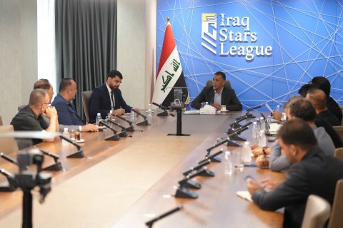 رئيس اتحاد الكرة يجتمع مع الملاك التدريبي للمنتخب الاولمبي