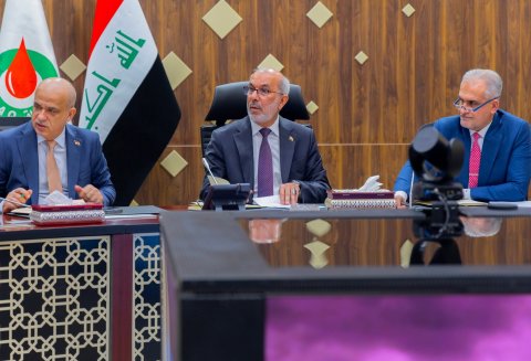 وزير النفط يترأس اجتماعاً لمناقشة مشروع الأنبوب الاستراتيجي لتنويع منافذ التصدير