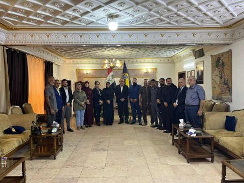 الأمين العام لحزب الأمة يبحث مع نقابة الطب التكميلي تشريع قوانين تنظيم المهنة