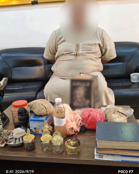 شرطة الرصافة تلقي القبض على متهم يمارس أعمال السحر والشعوذة